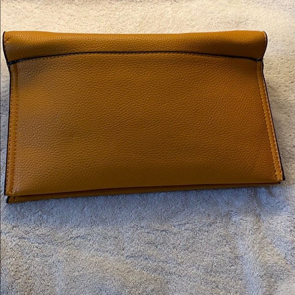 Lady’s handbag - Picture 3 of 5